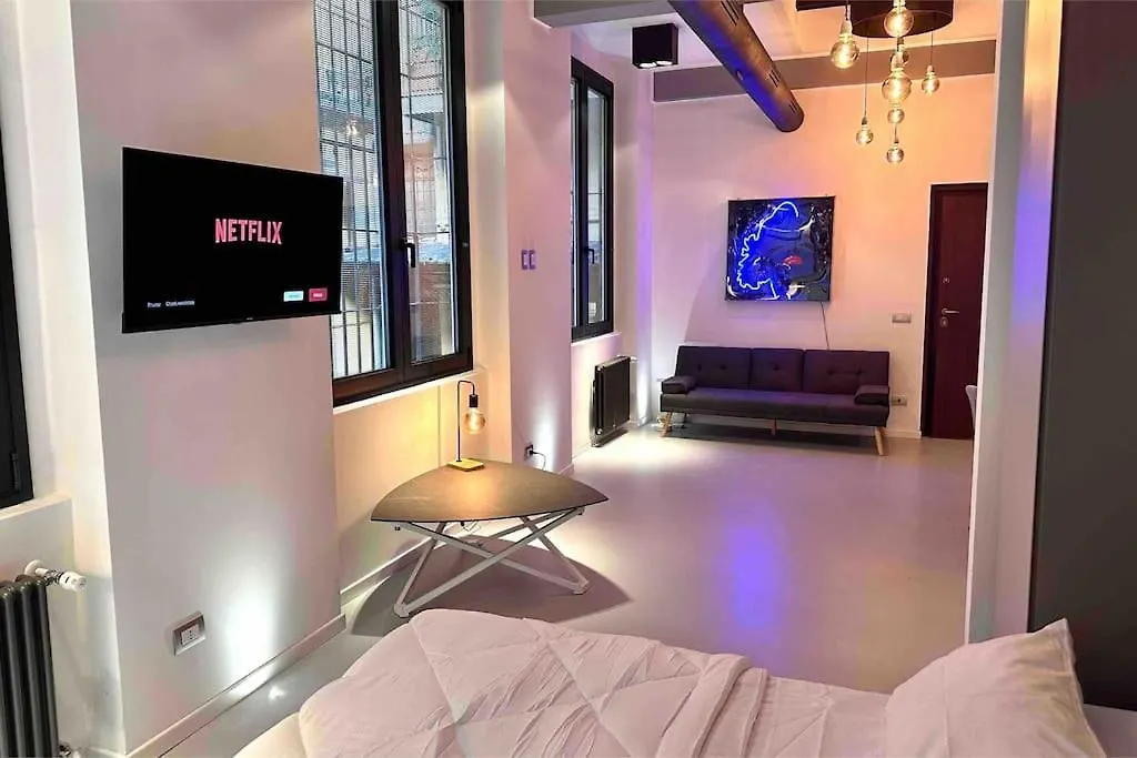 Navigli Design Loft Apartment Milan